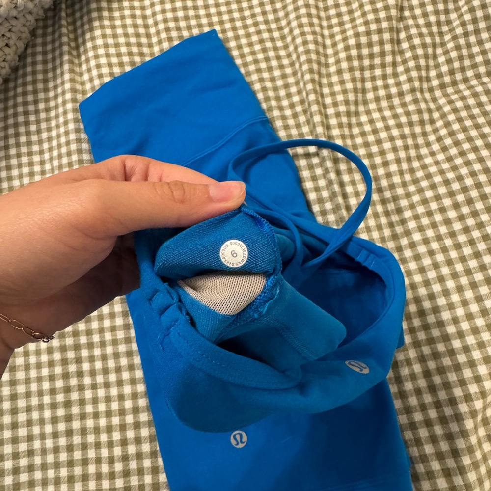 Lululemon Matching Set - Picture 3 of 4